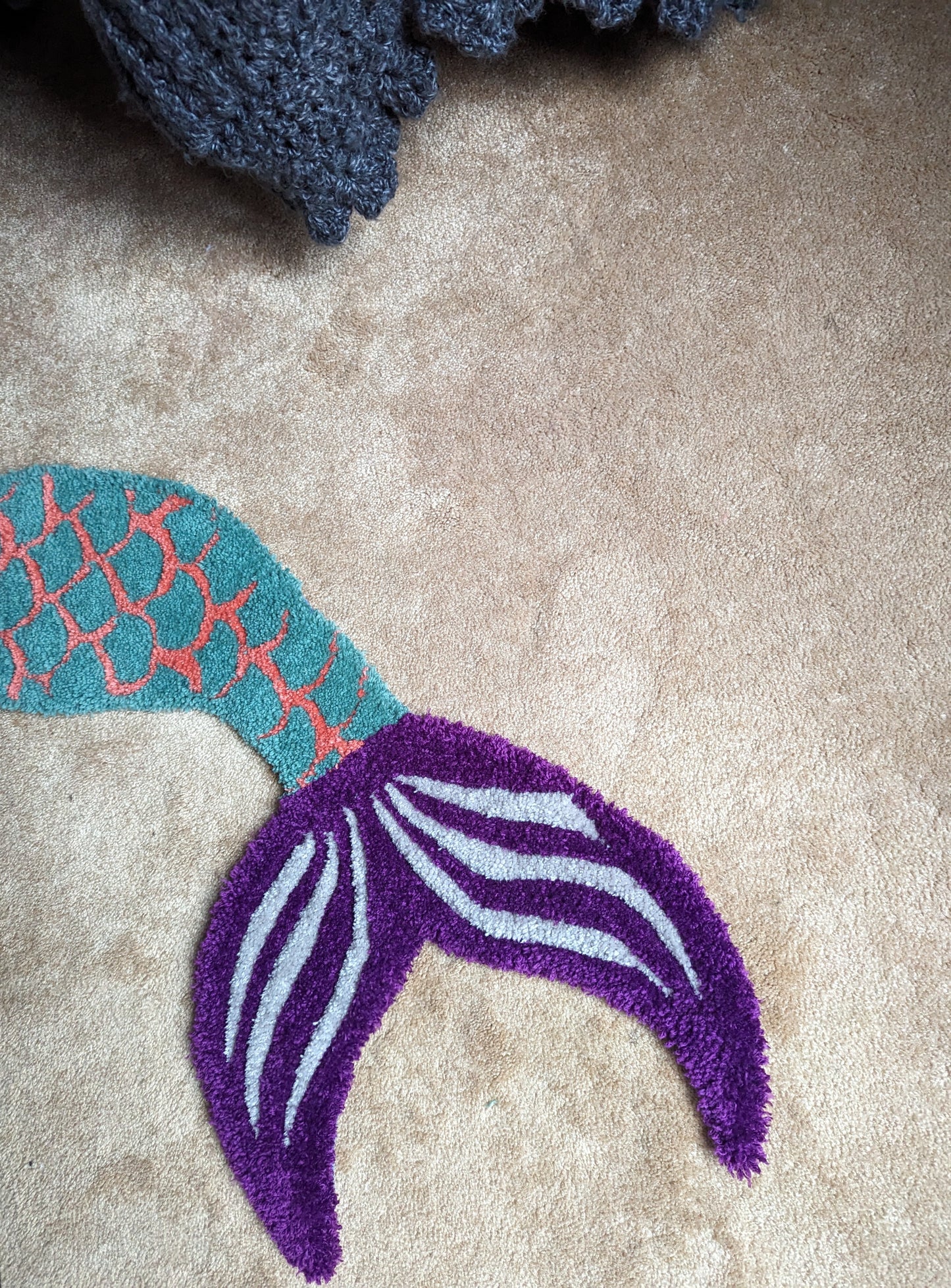 Mermaid Tail Hand-tufted Rug